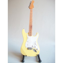 Guitare miniature...