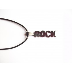 Collier avec pendentif "ROCK"