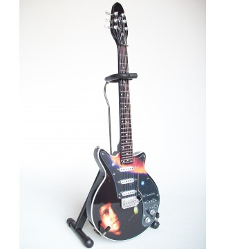 Guitare miniature Brian May Queen vue globale de côté