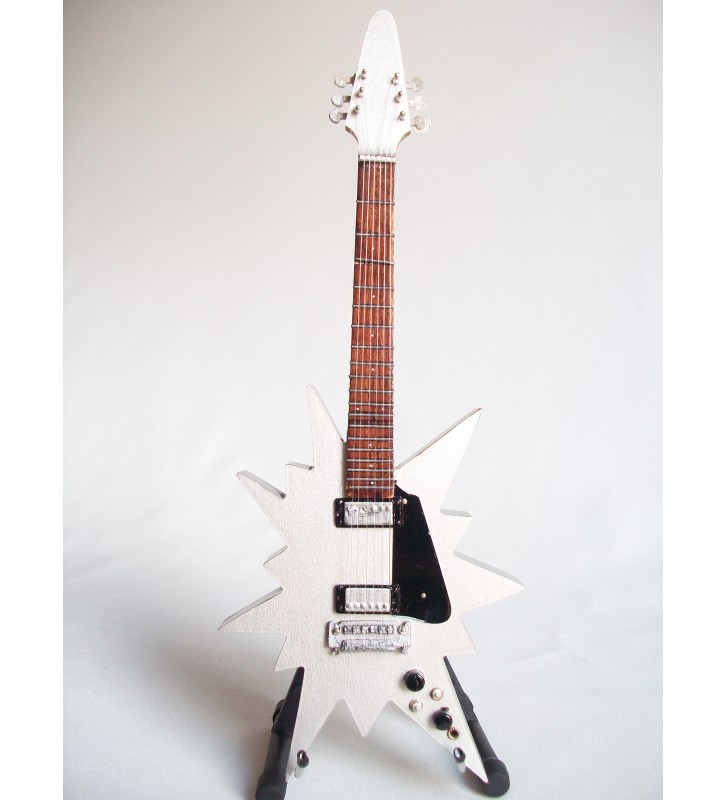 Guitare miniature Star guitar de Björn Ulvaeus du groupe ABBA vue globale de face