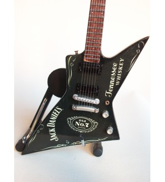 guitare miniature explorer jack daniels gros plan vue de face