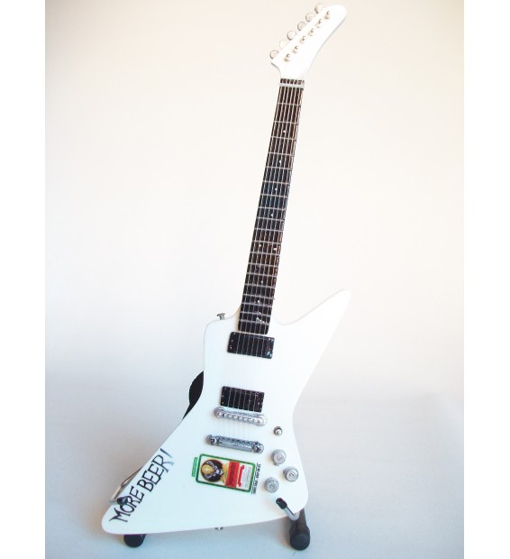 Guitare miniature Explorer more beer de James Hetfield de Metallica