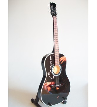 Guitare miniature classique camaron vue globale de côté
