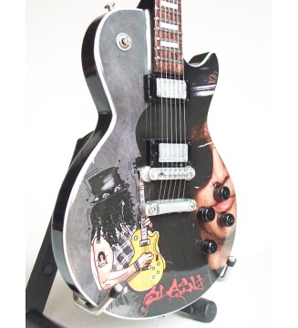 Guitare miniature Les Paul Slash vue de droite en gros plan