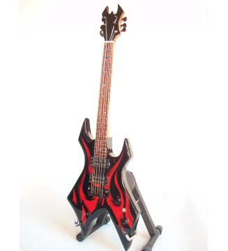 Guitare miniature BC Rich Wartribe Kerry King Slayer plan général vue de gauche