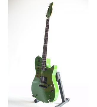 Guitare miniature Manson DRONE 94 Matt Bellamy de Muse vue de gauche en plan general