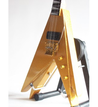 Guitare miniature Jackson double V de Vinnie Vincent de Kiss gros plan de gauche