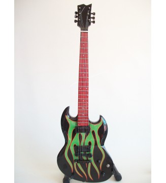 Guitare miniature ESP viper...