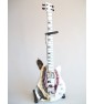 Guitare basse miniature Axe...