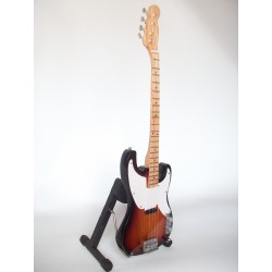 Guitare basse miniature Fender Sting Precision bass - The Police vue globale de côté